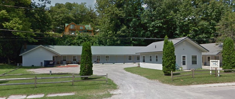 Topinabee Motel (Topinabee Apartments) - Street View